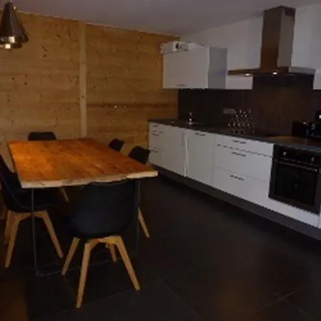 Caphorn Apartment *